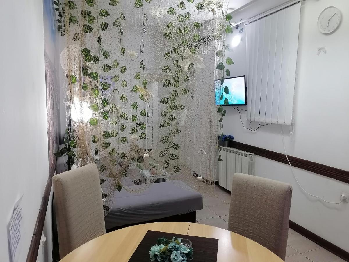 Low Cost Apartment Beograd Ngoại thất bức ảnh