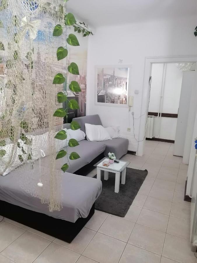 Low Cost Apartment Beograd Ngoại thất bức ảnh
